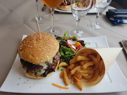 SUSHI BOUTIK Hoover photo 9